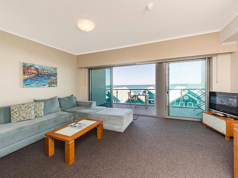 An Ocean,Beachfront And Pool View Apartment 210 Mandurah Dış mekan fotoğraf
