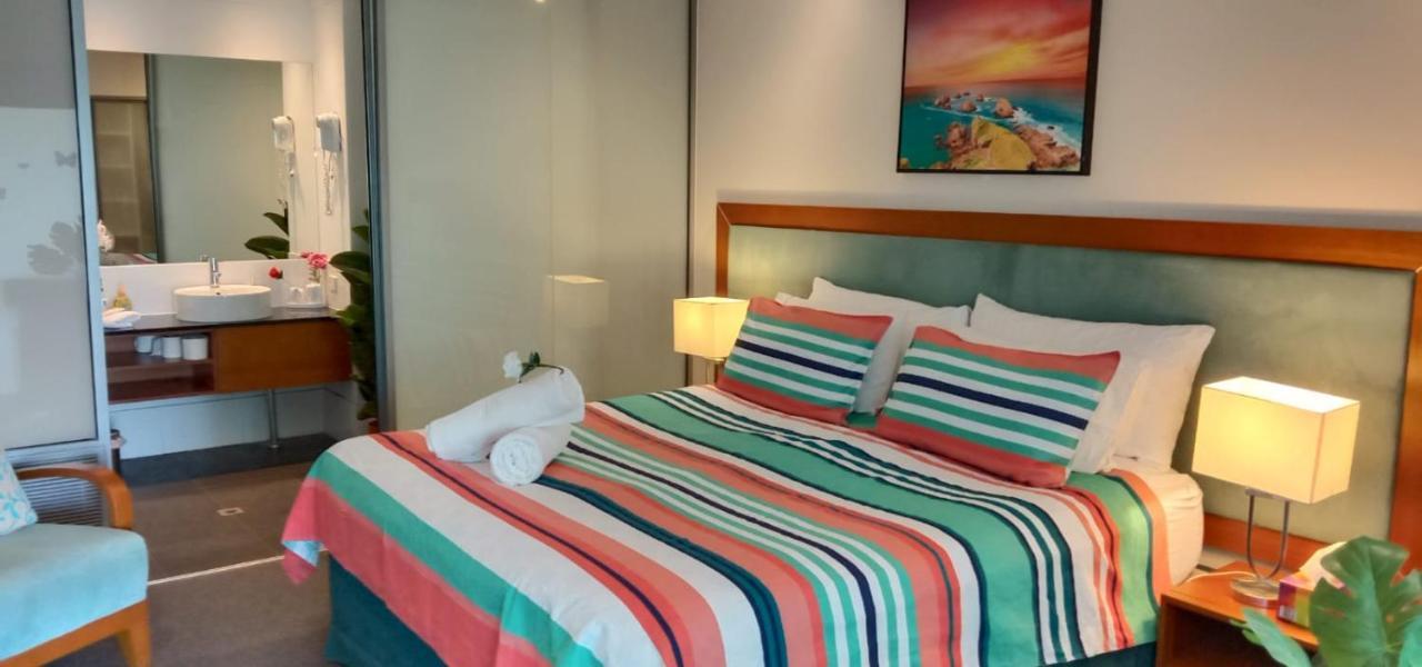 An Ocean,Beachfront And Pool View Apartment 210 Mandurah Dış mekan fotoğraf