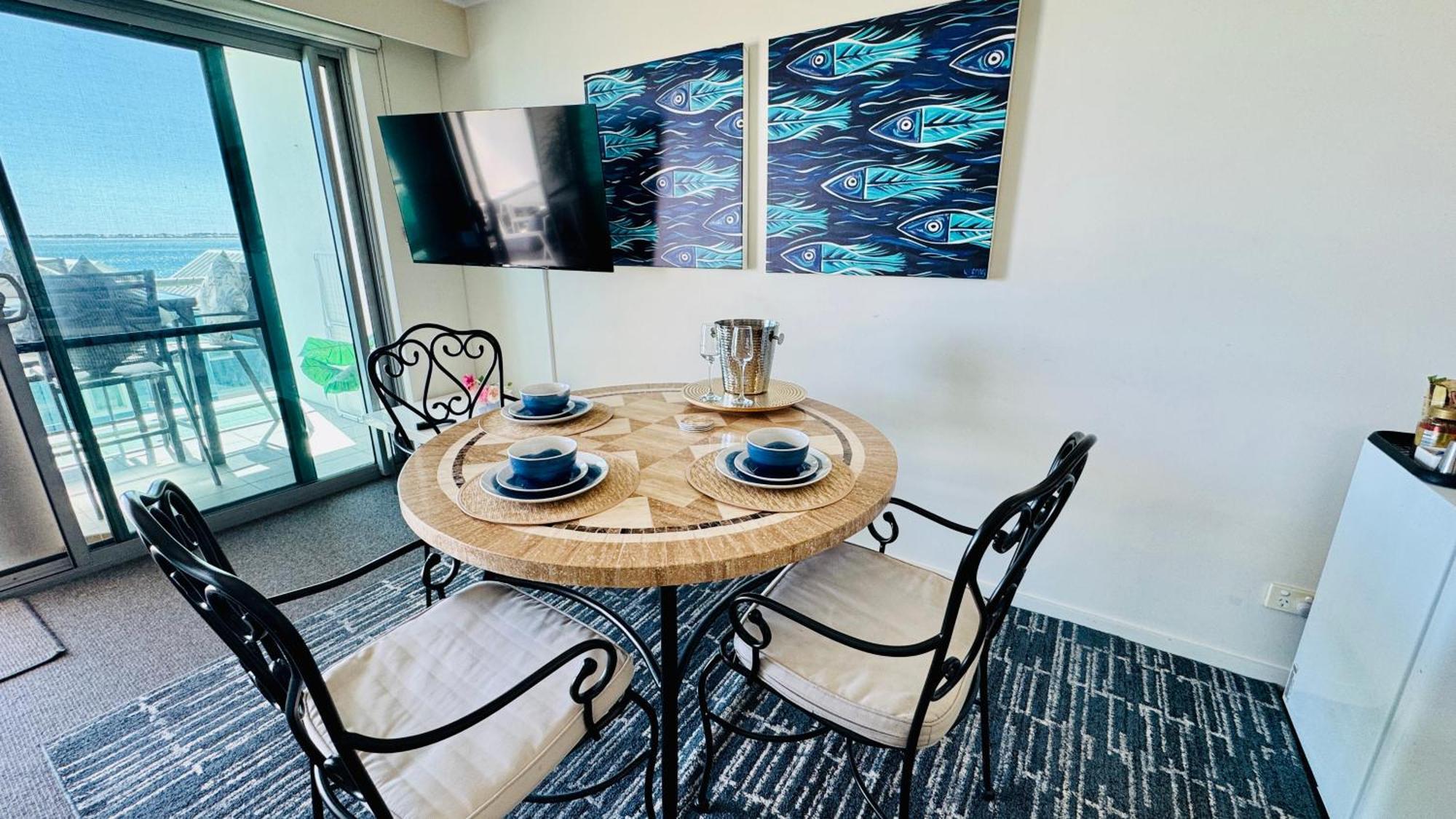 An Ocean,Beachfront And Pool View Apartment 210 Mandurah Dış mekan fotoğraf