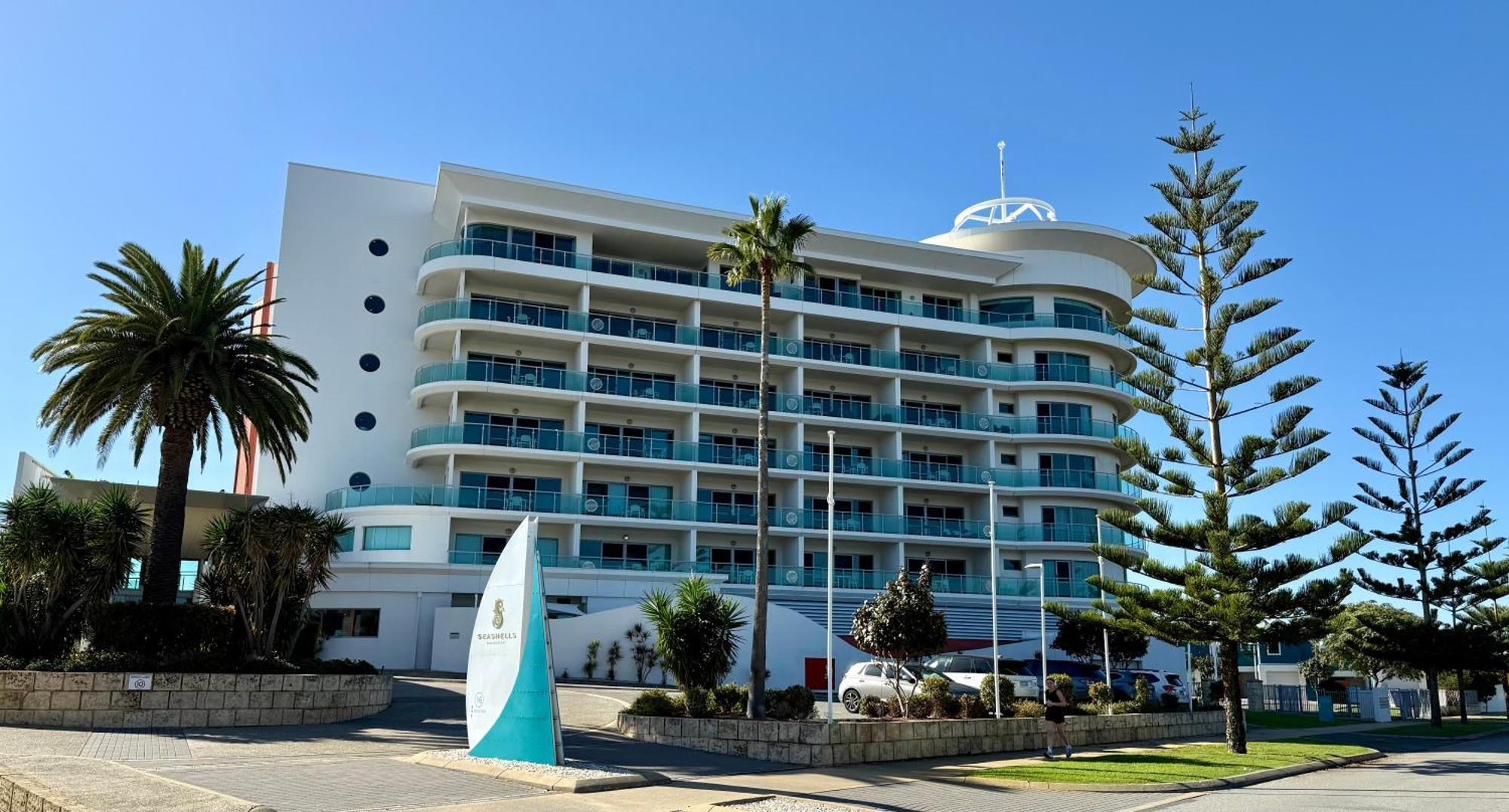 An Ocean,Beachfront And Pool View Apartment 210 Mandurah Dış mekan fotoğraf