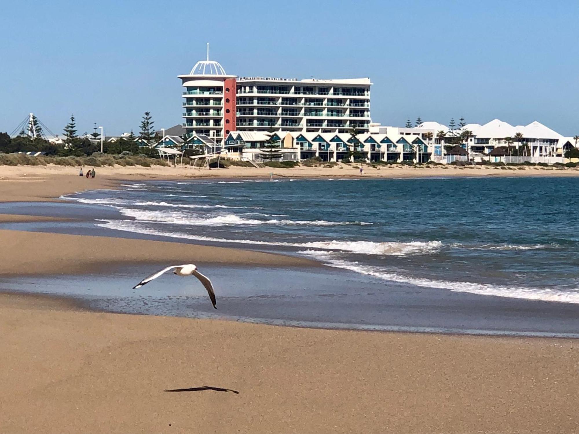An Ocean,Beachfront And Pool View Apartment 210 Mandurah Dış mekan fotoğraf